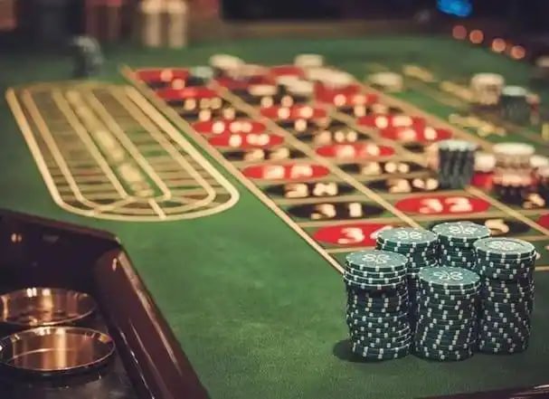 Live casino dengan dealer profesional dan fitur interaktif di hoki4d